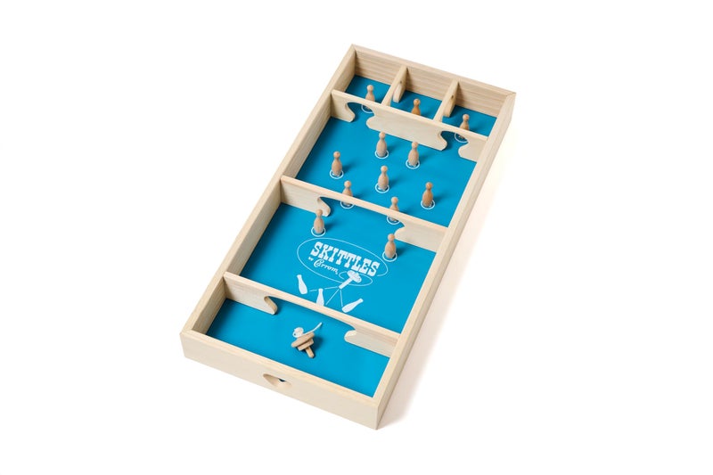 Carrom لعبة كاروم سكتلز - ألعاب لوحية كبيرة للبالغين والأطفال - ألعاب عائلية خشبية لليلة العائلة - ألعاب داخلية وخارجية للعائلة - Image 1